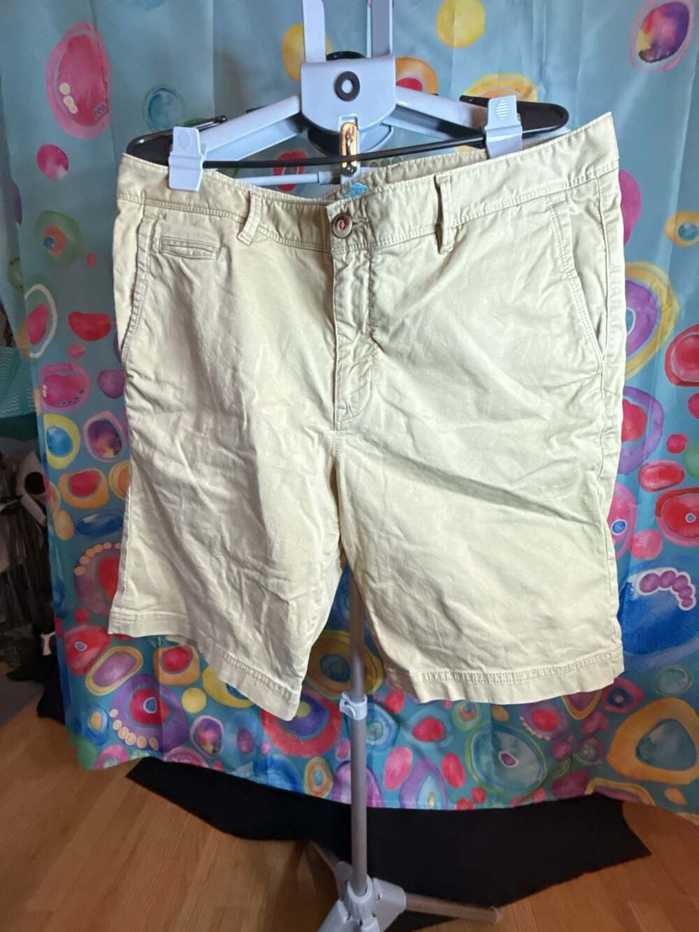Tommy Bahama Boracay Chino Shorts in Khaki Beige sz 36